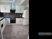 4 bedroom terraced house to rent