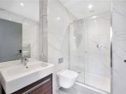 4 bedroom terraced house to rent