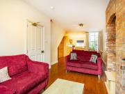 4 bedroom terraced house to rent