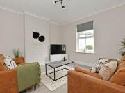 4 bedroom terraced house to rent