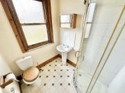 4 bedroom terraced house to rent