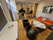 4 bedroom terraced house to rent