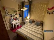 4 bedroom terraced house to rent