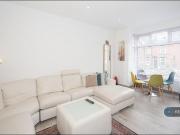 4 bedroom terraced house to rent