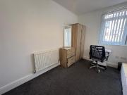 4 bedroom terraced house to rent