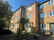 4 bedroom terraced house to rent