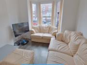 4 bedroom terraced house to rent