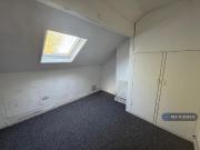4 bedroom terraced house to rent