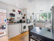 4 bedroom terraced house to rent
