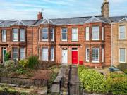 4 bedroom terraced house to rent