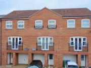 4 bedroom town house for rent in Kings Court Market...
