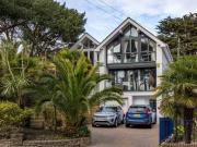 4 bedroom town house for rent in Panorama Road, Poole,, BH13