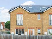 4 Bedroom Town House For Sale In South Woodford, London