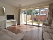 4 Bedroom Town House House to Rent