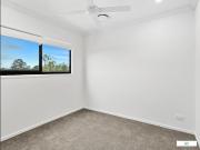 4 Bedroom Townhome, DUCTED A/C, RESORT POOL