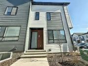 4 Bedroom Townhouse Available to Rent
