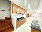 4 bedroom townhouse for sale in Frisco del monte Quezon... 4 bedroom townhouse for sale in Frisco del monte Quezon...