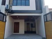 4 bedroom townhouse for sale in Mandaluyong near Makati...