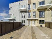 4 bedroom townhouse to rent