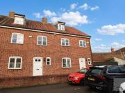 4 bedroom townhouse to rent