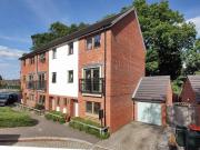 4 bedroom townhouse to rent