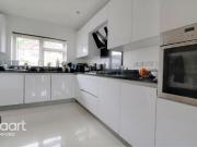 4 bedroom townhouse to rent