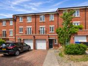 4 bedroom townhouse to rent