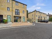 4 bedroom townhouse to rent