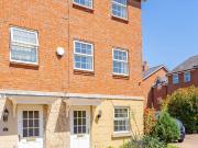 4 bedroom townhouse to rent