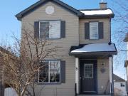 4 bedrooms 2.5bth, 2kitchens, walkout basement whole...