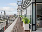 4 bedrooms Apartment