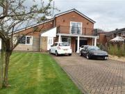4 Bedrooms Bungalow for sale in Kilner Close, Unsworth...
