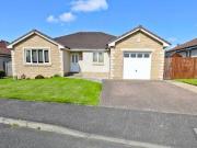 4 Bedrooms Detached bungalow for sale in Braemar...