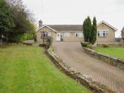4 Bedrooms Detached bungalow for sale in Church Street...