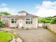 4 Bedrooms Detached bungalow for sale in Eaglesham Road,...