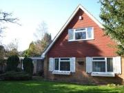4 Bedrooms Detached bungalow for sale in Lodge Avenue,...