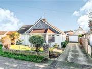4 Bedrooms Detached bungalow for sale in Rose Avenue,...