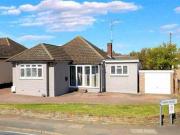 4 Bedrooms Detached bungalow for sale in Weald Bridge...