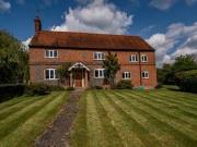 4 Bedrooms Detached house for rent in 49 Main Road,...