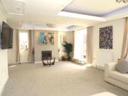4 Bedrooms Detached house for rent in Broomhill Road,...