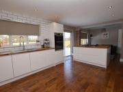 4 Bedrooms Detached house for rent in Campsie Road,...