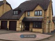4 Bedrooms Detached house for rent in Chantry Close,...
