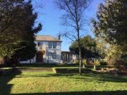 4 Bedrooms Detached house for rent in Charlton Road,...