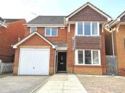 4 Bedrooms Detached house for rent in Cotes Drive,...
