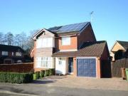 4 Bedrooms Detached house for rent in Hale End, The...
