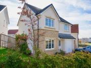 4 Bedrooms Detached house for rent in Lochy Rise, Fife,...