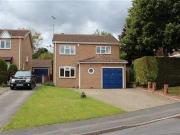 4 Bedrooms Detached house for rent in Longedge Rise,...
