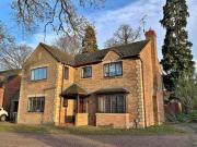 4 Bedrooms Detached house for rent in Percheron Drive,...