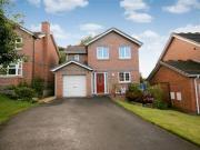 4 Bedrooms Detached house for rent in Periwood Close,...