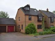 4 Bedrooms Detached house for rent in Shuttleworth...